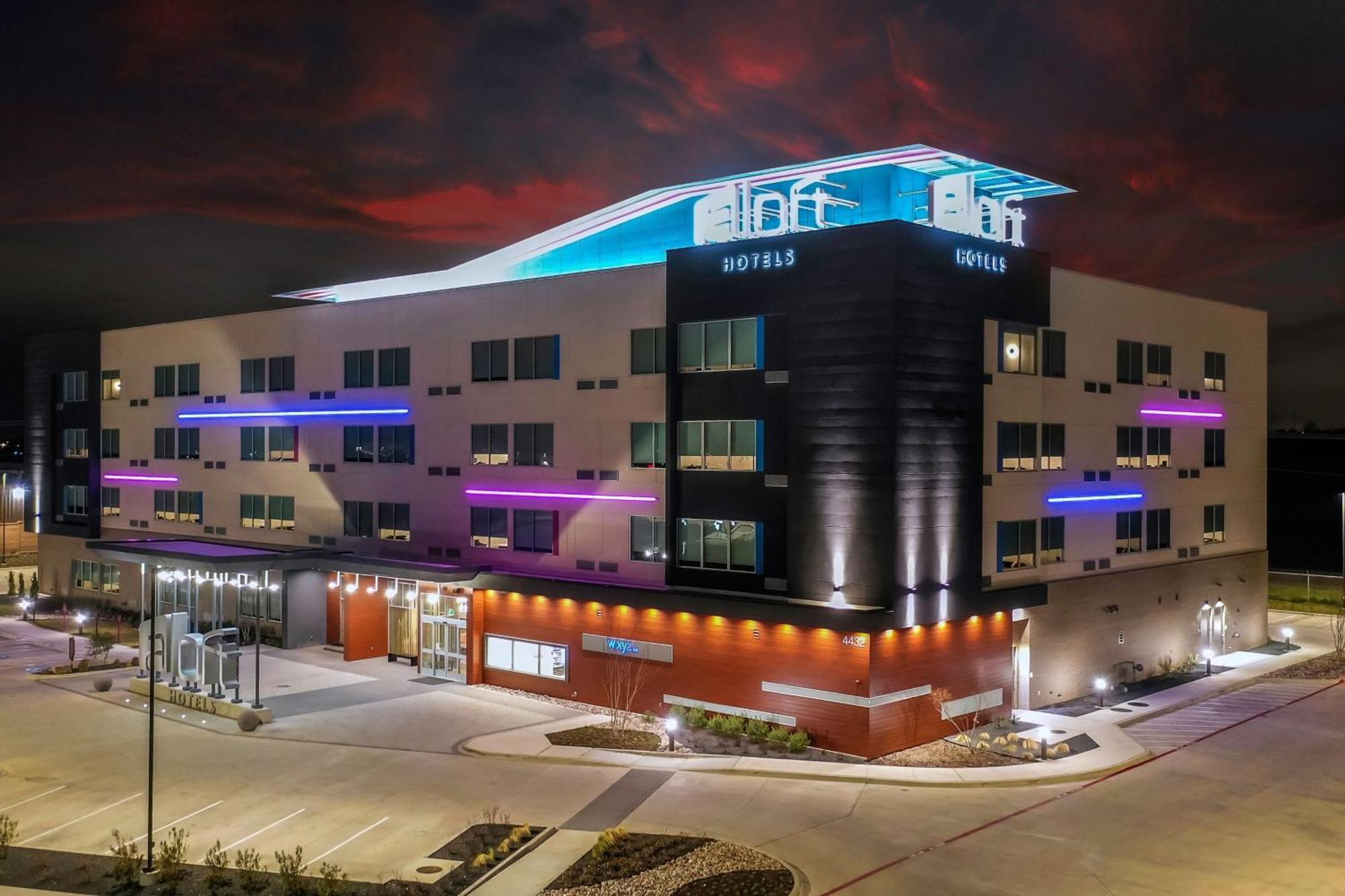 Aloft Dallas Arlington South Exterior photo